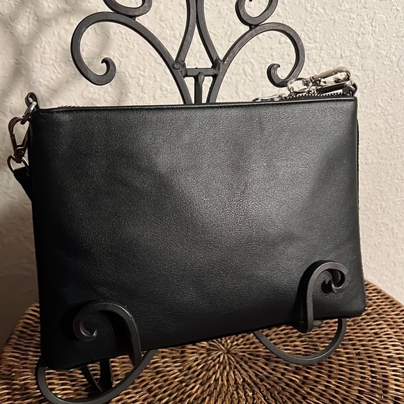 Chelsea28 by Nordstrom convertible wristlet, NWT. - Picture 3 of 12